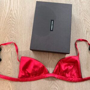 Dolce&Gabbana Bra - gorgeous red, never worn, Size 4